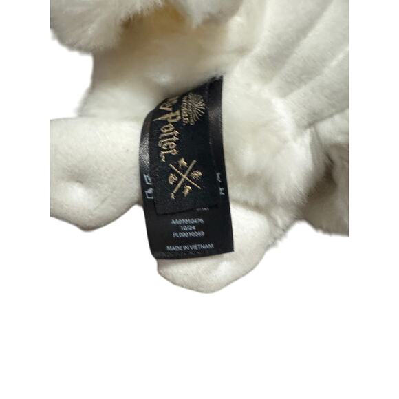 Harry Potter Hedwig Snowy Owl Plush Stuffed Animal – Warner Bros Official - Picture 6 of 6